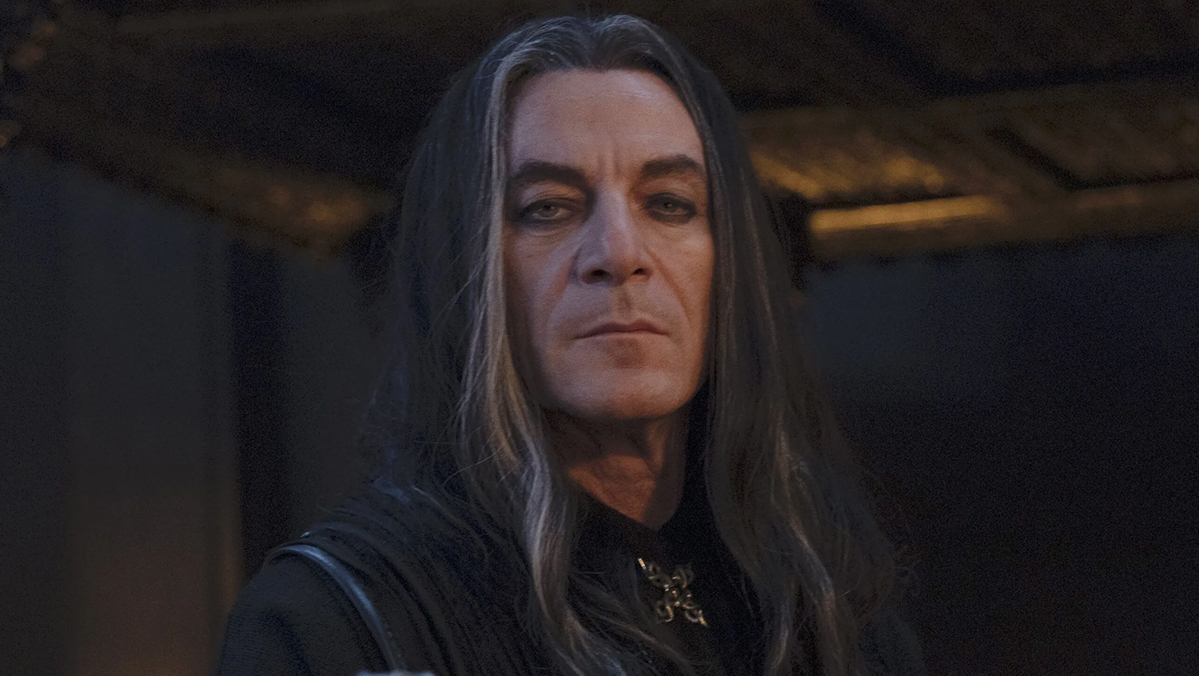 Jason Issacs In Vampire Carnival